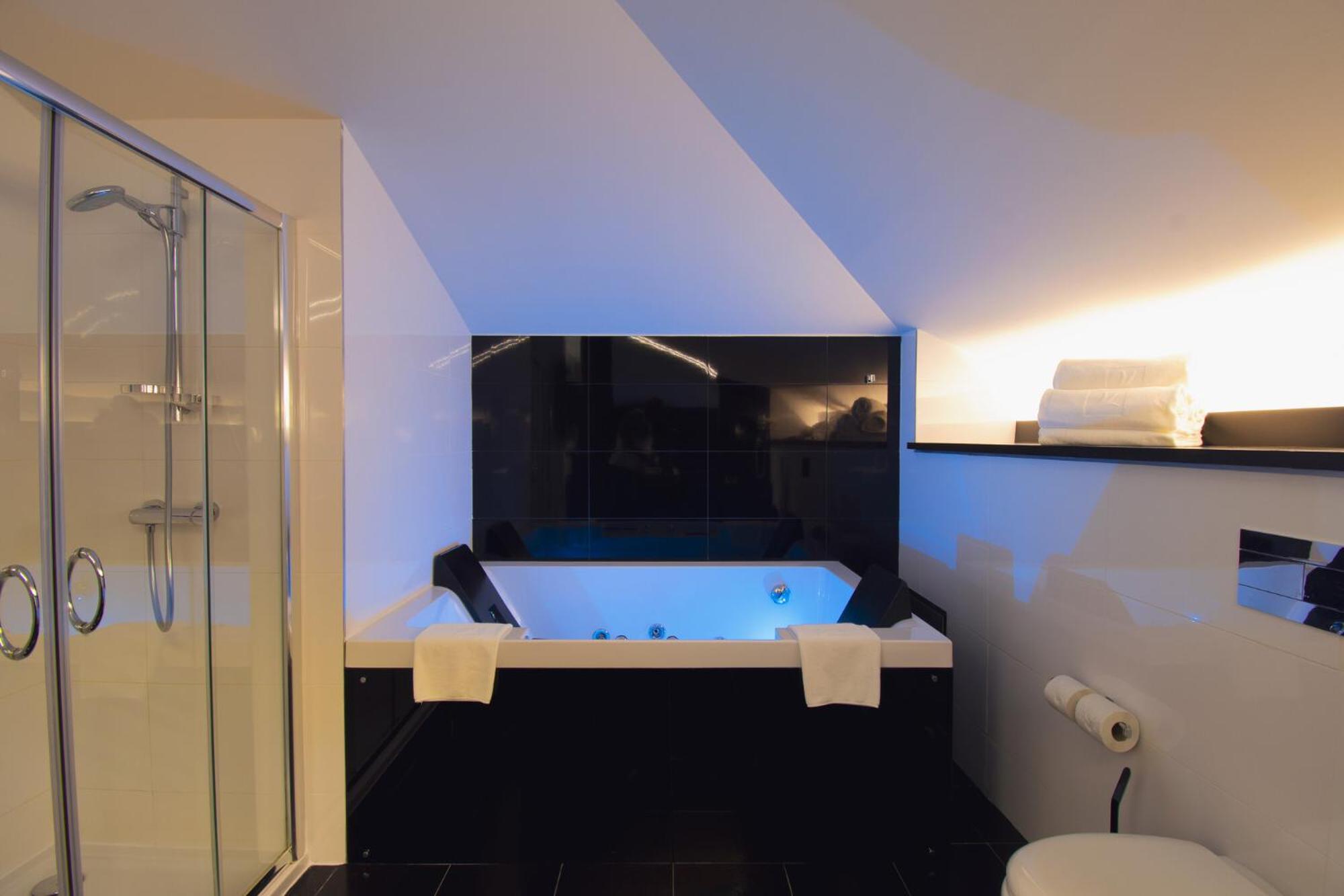 Premium Suite