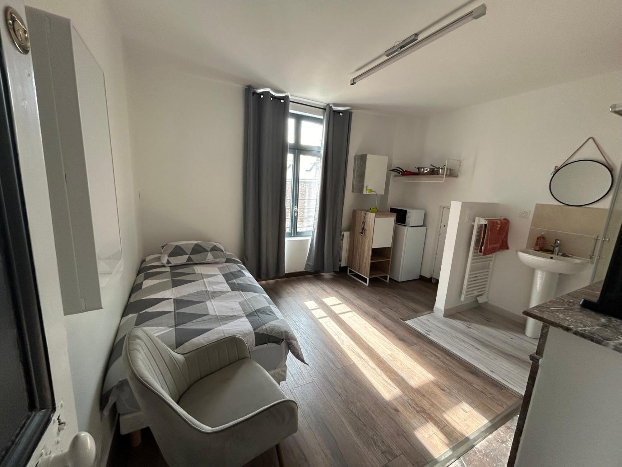 Single Room,1620540288:JPEG
