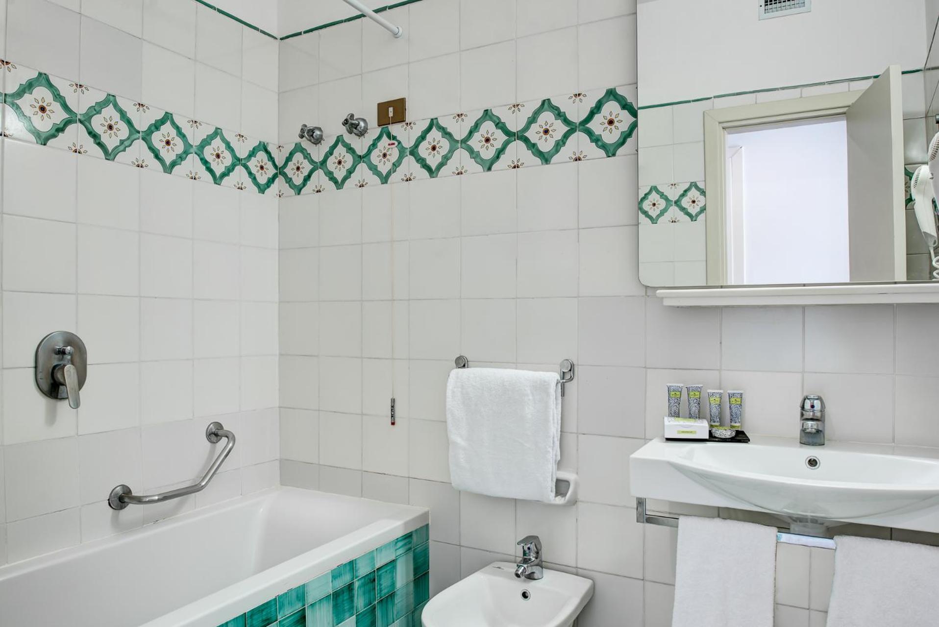 Habitación Triple Clásica