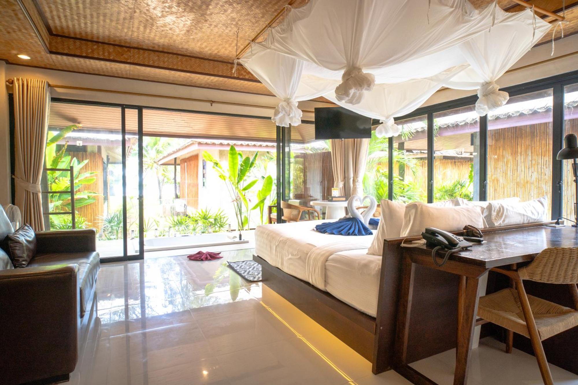 Deluxe Villa met Uitzicht op Zee en Bubbelbad