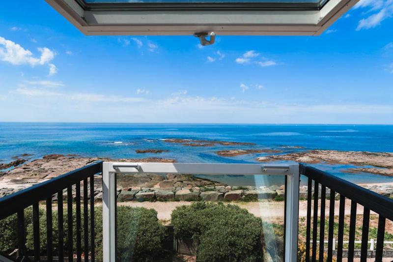 Deluxe Double or Twin Room Ocean View