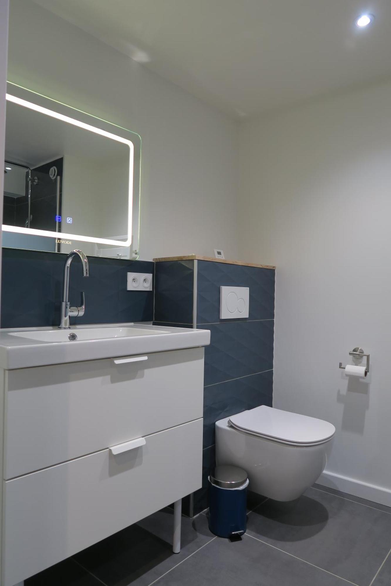 Double or Twin Room Garden View