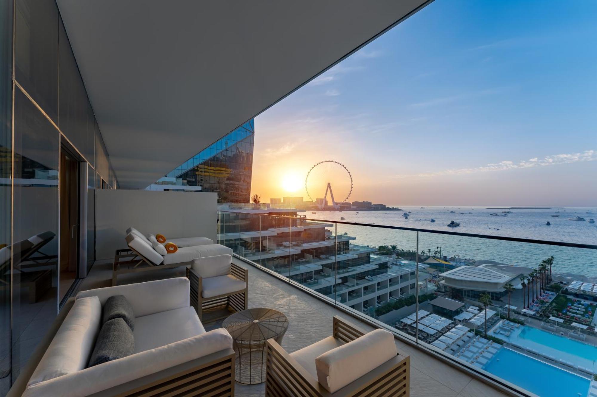 Junior Suite with Sea View, Including New Year Gala Dinner & Party