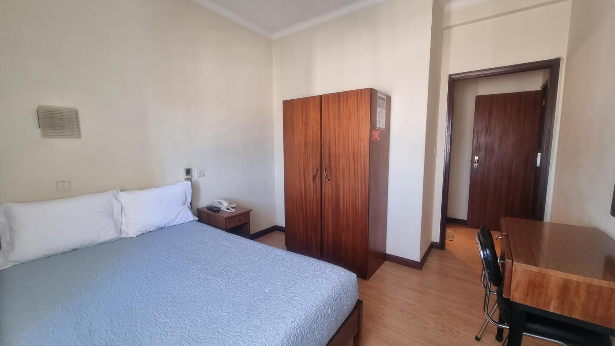 Quarto Duplo