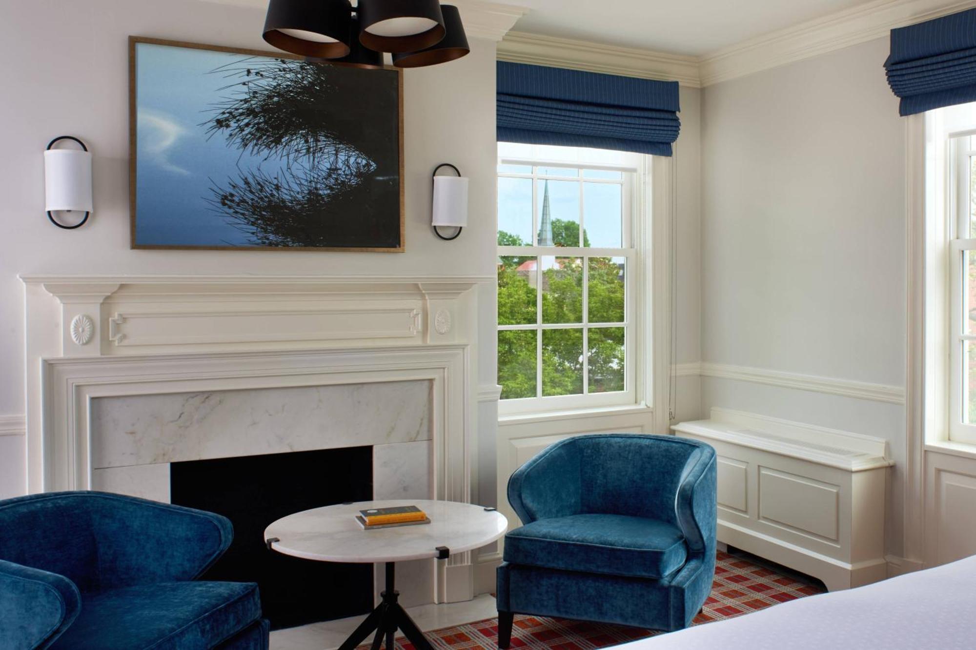 Editor’s King, Guest room, 1 King, Corner room, High floor