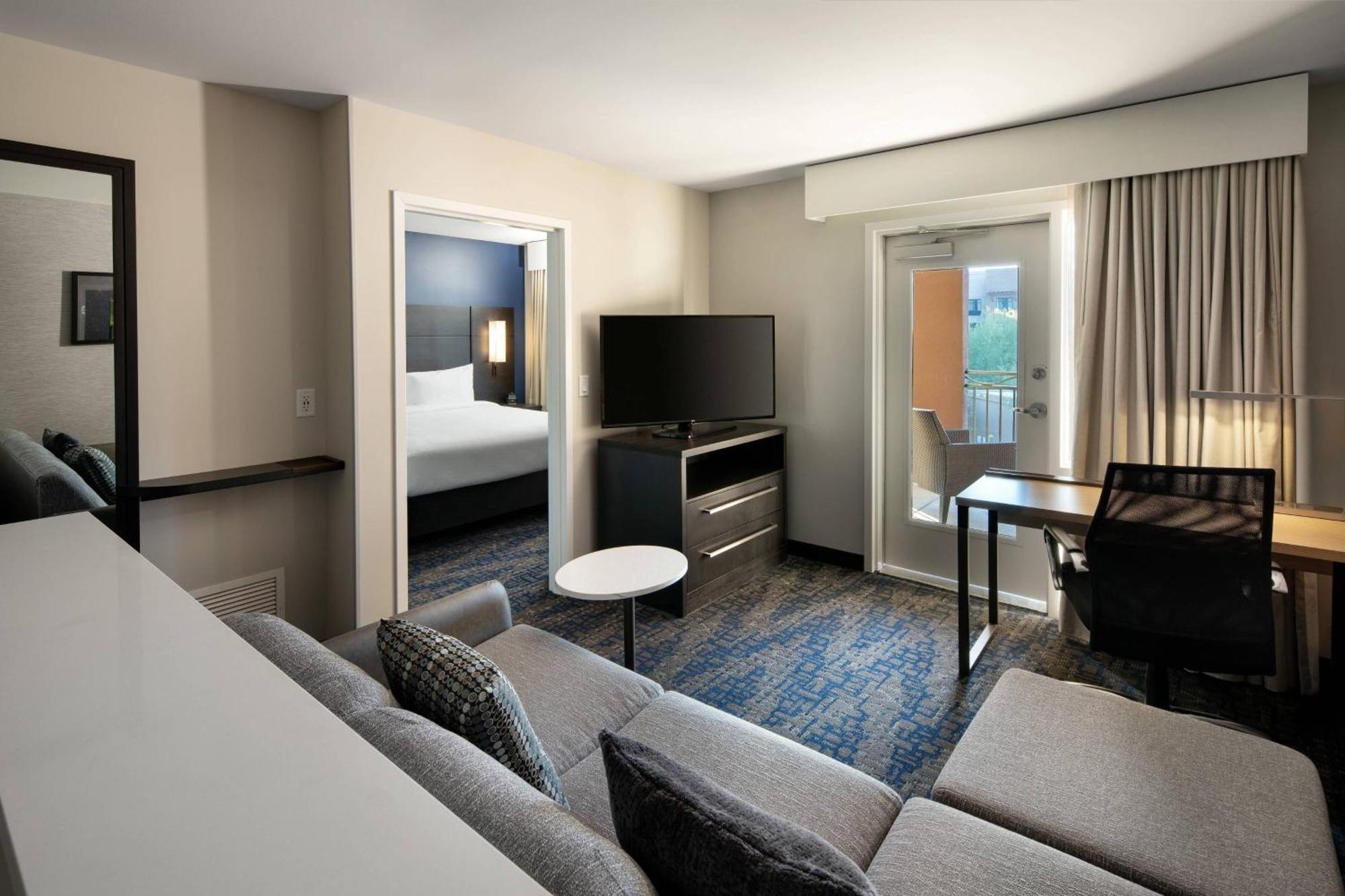 One-Bedroom King Suite Balcony,1643209772:JPEG