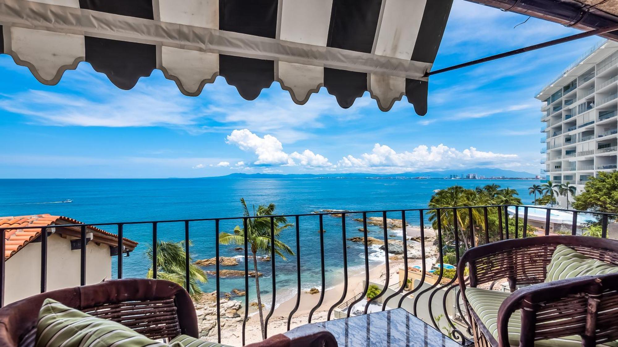 Deluxe Suite Sea View
