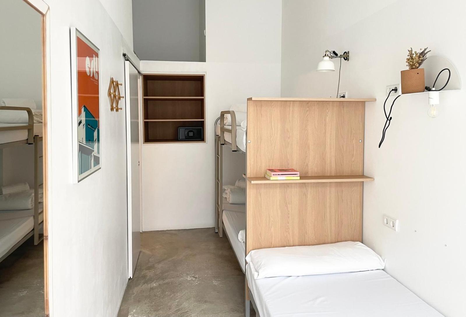 Triple Room Private Bathroom