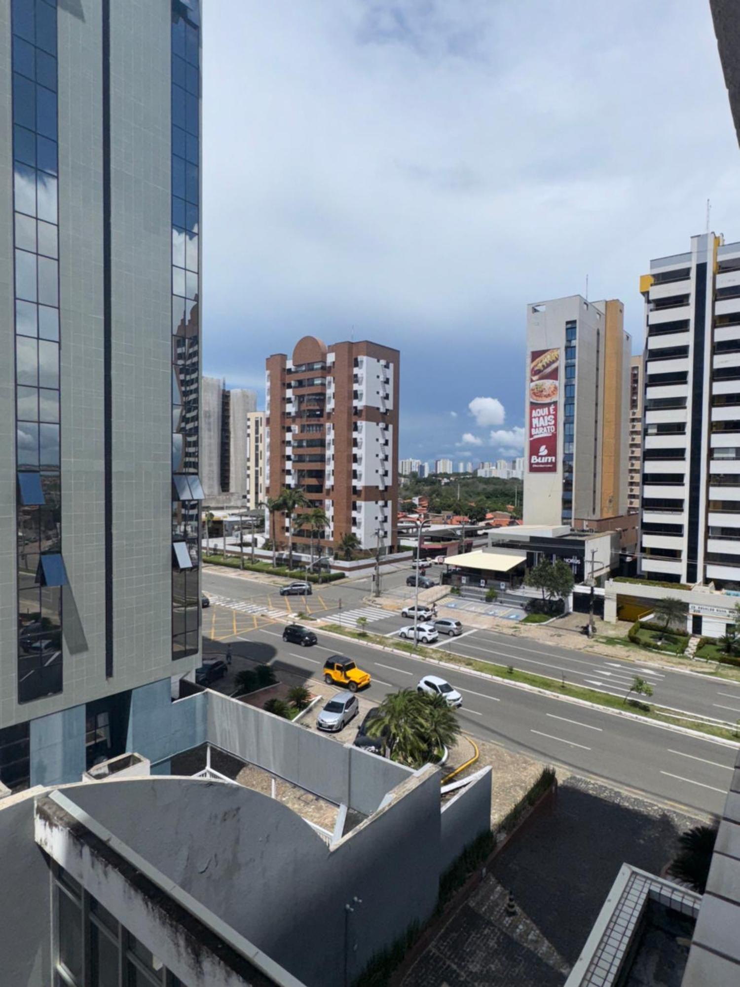 One-Bedroom Apartment City View