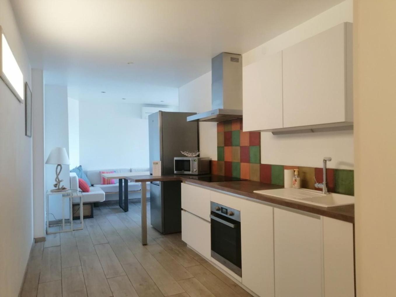 One-Bedroom Loft Apartment Balcony 140cm Double Bed