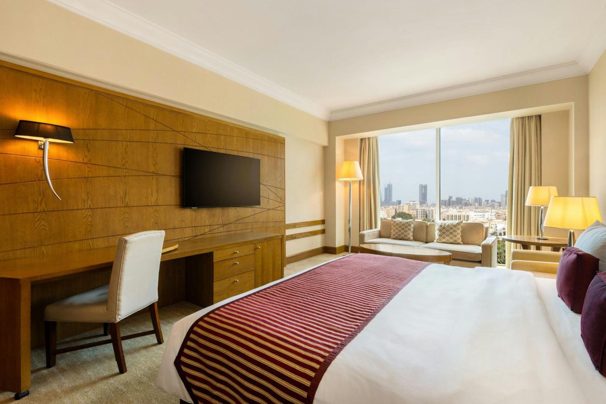 Grand Platinum King Room - Concierge Lounge Access