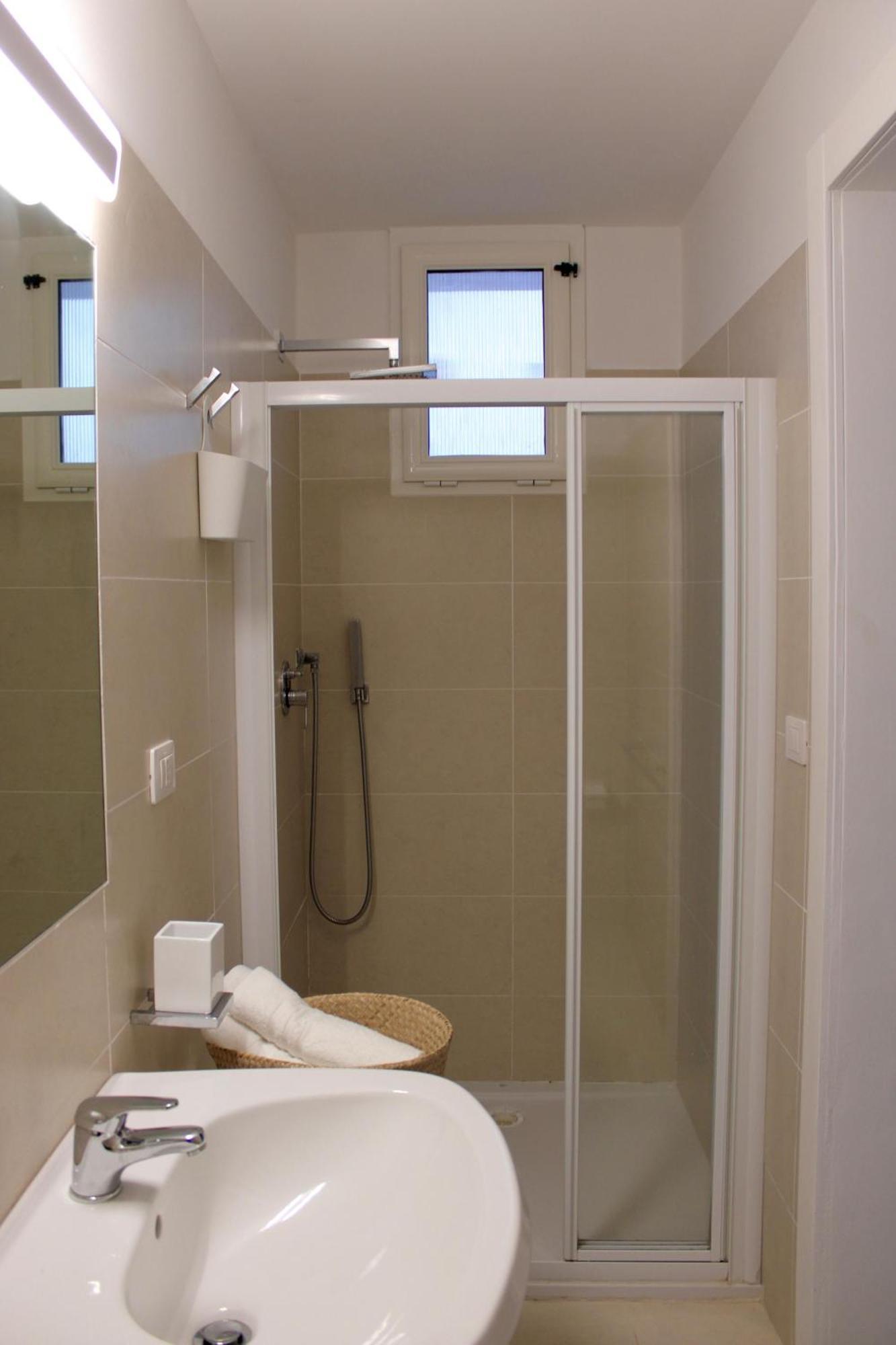 Quadruple Room Private Bathroom