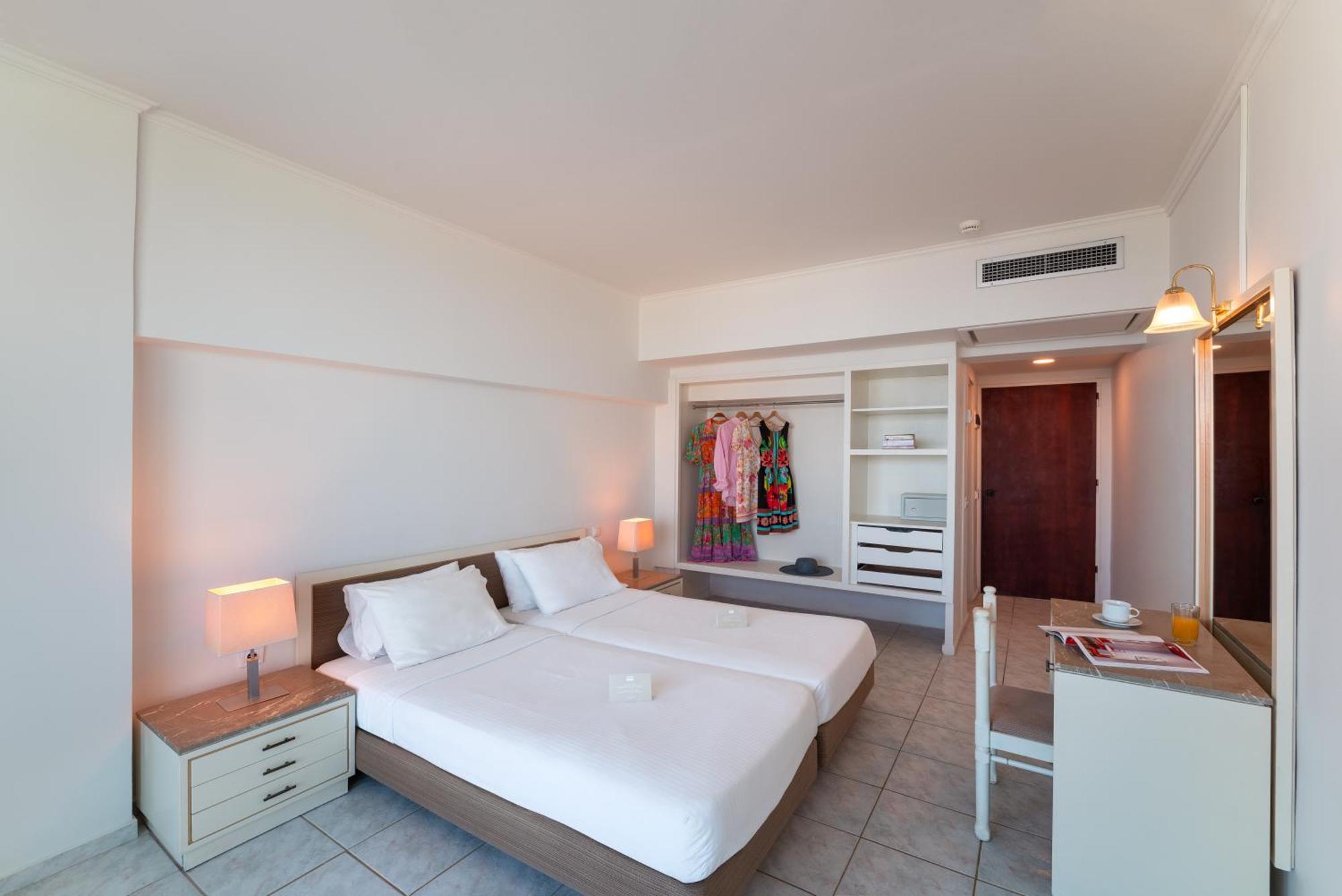 Standard Double or Twin Room Sea View,1667491834:JPEG