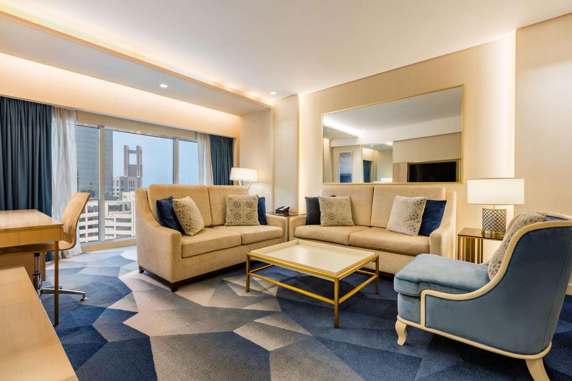 Suite Lounge Access
