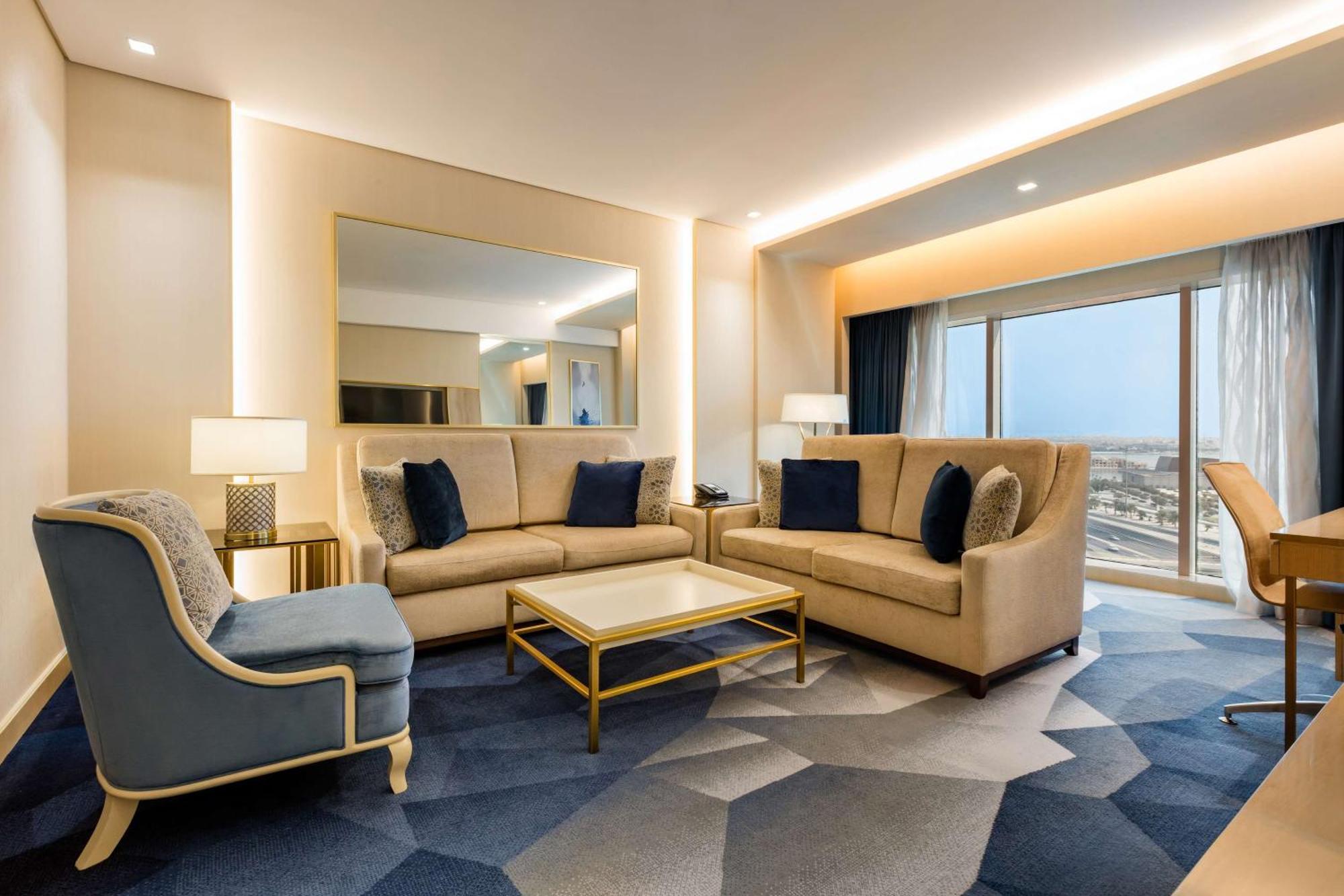 Suite Lounge Access