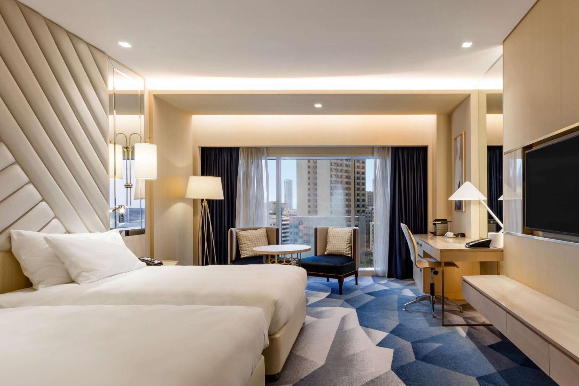 Executive Room Lounge Access