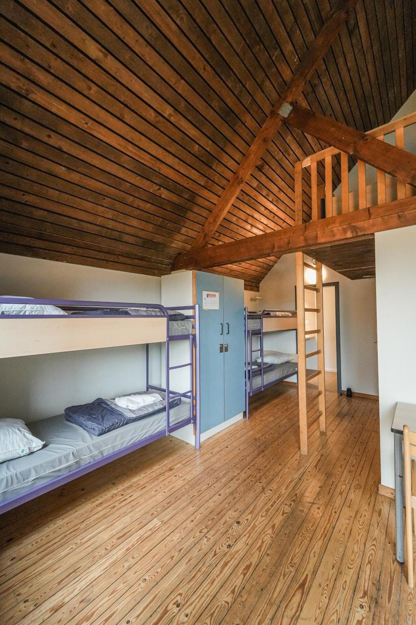 Familiekamer met Gedeelde Badkamer