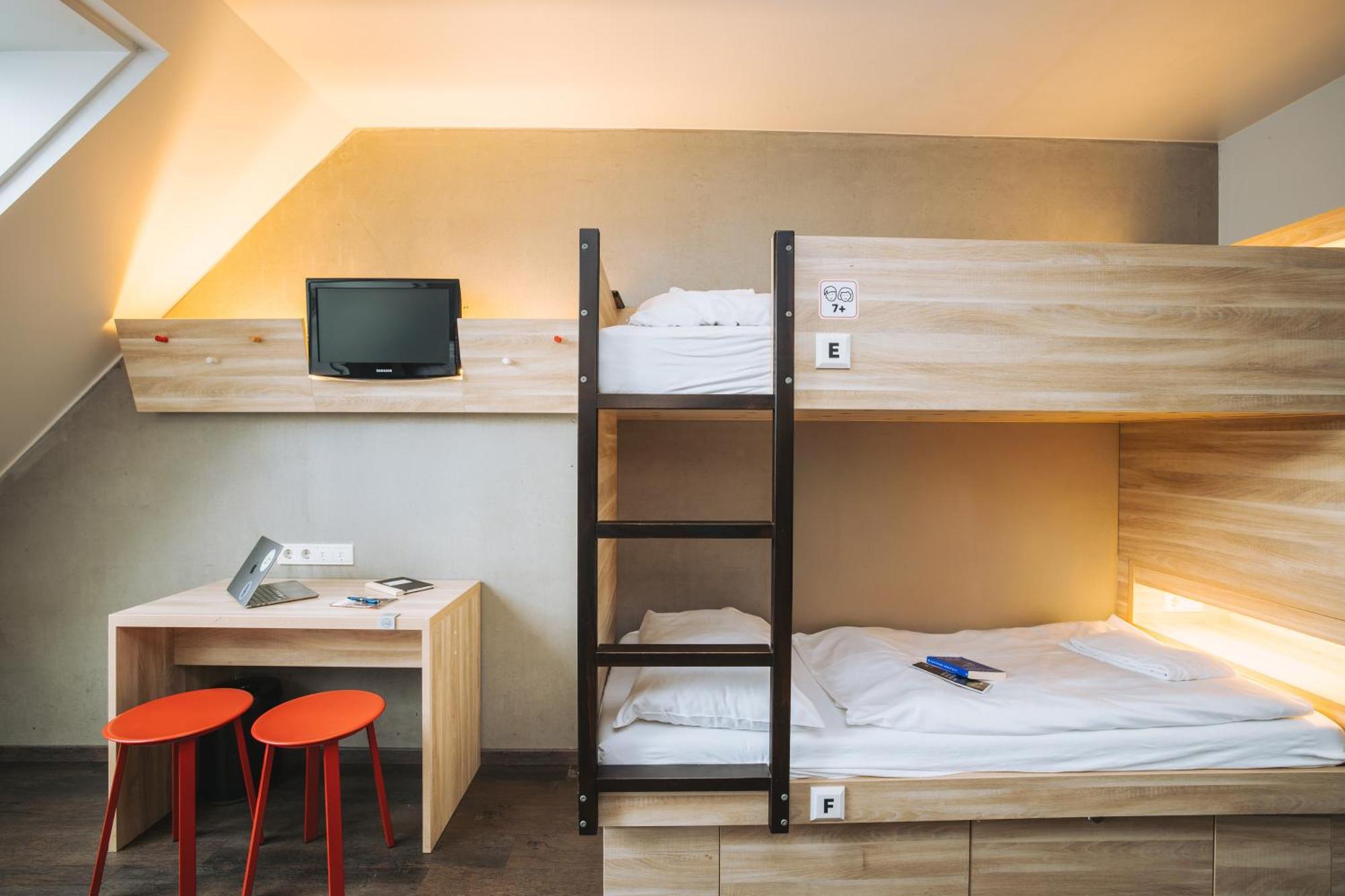 Habitación de 6 camas