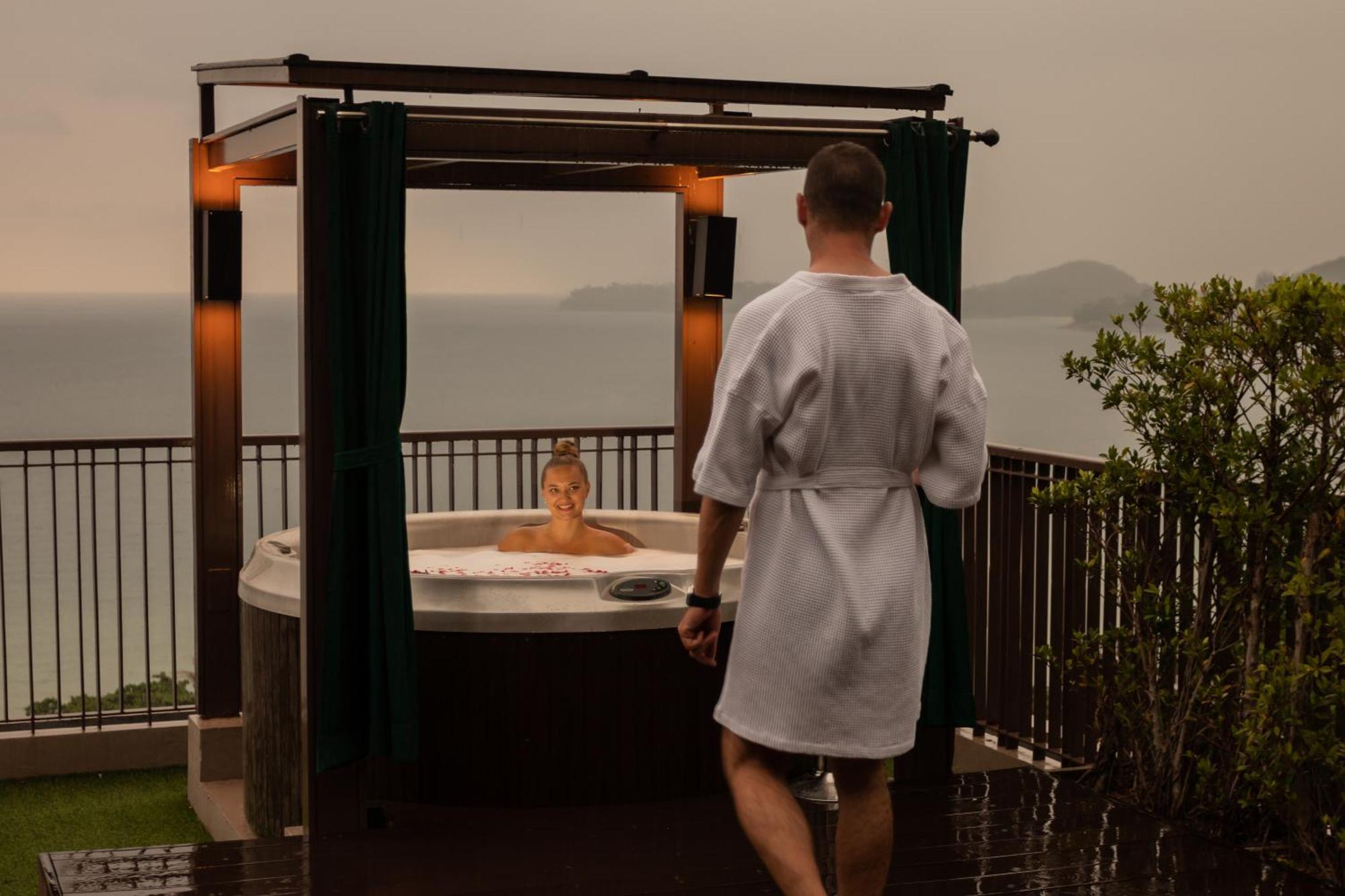 Kamer met Kingsize Bed, Terras en Bubbelbad