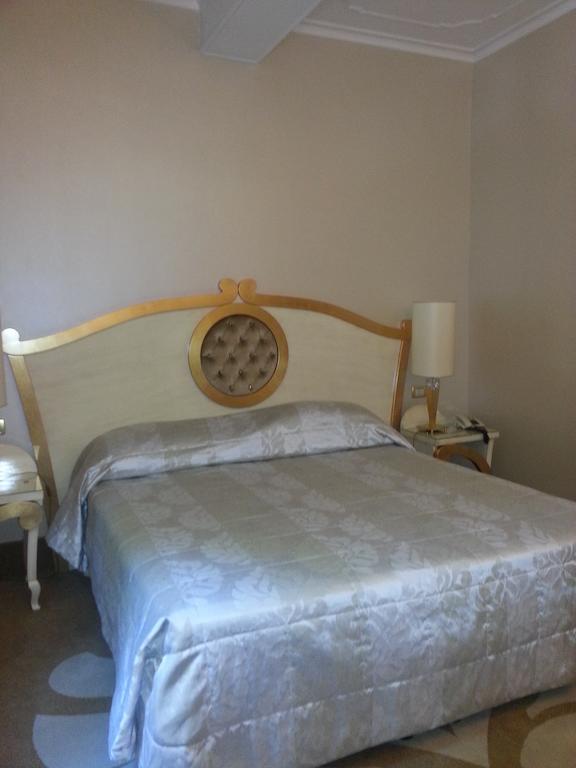 Single Room,1226960672:JPEG