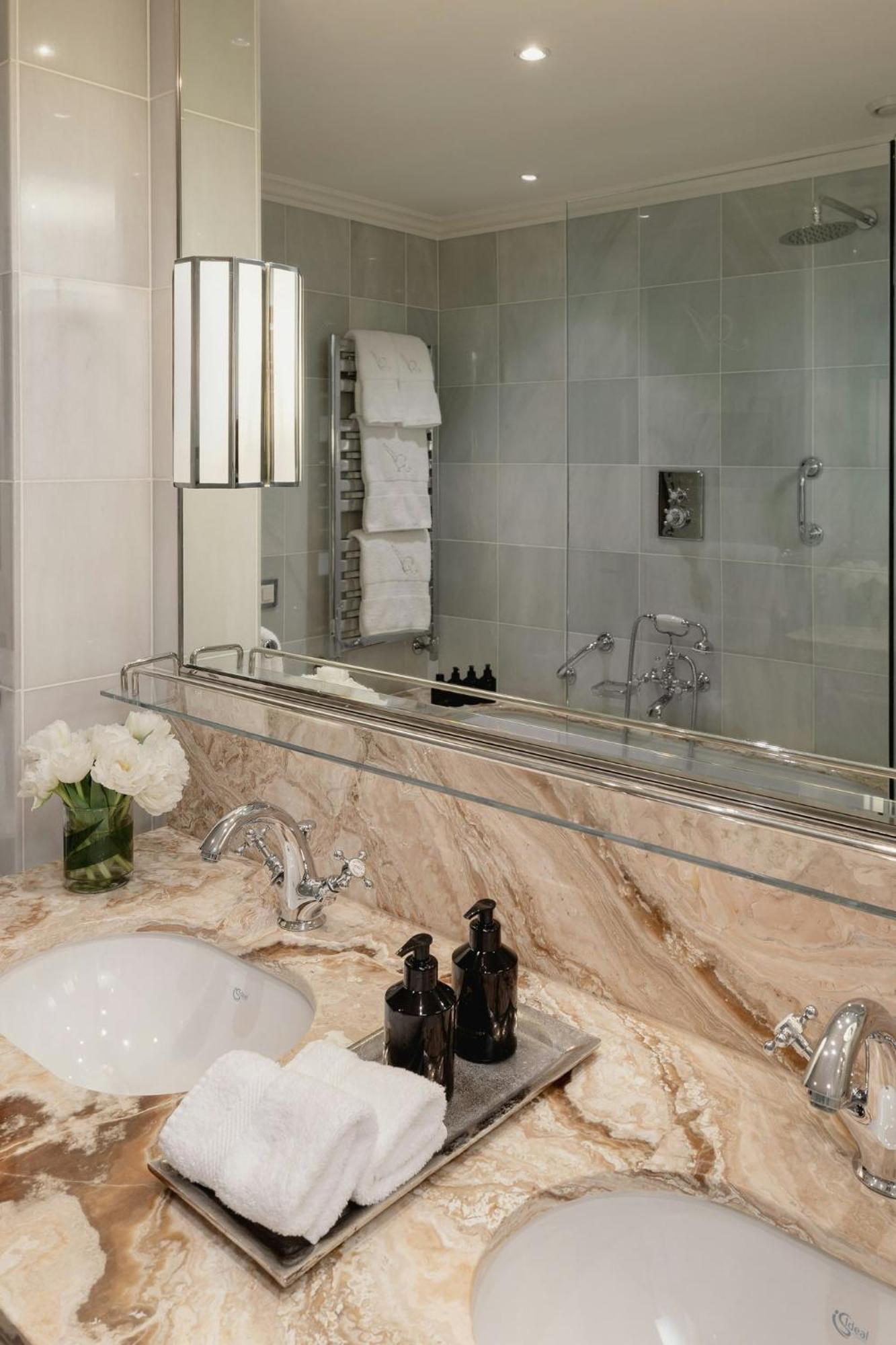Exclusive King Room Lake View