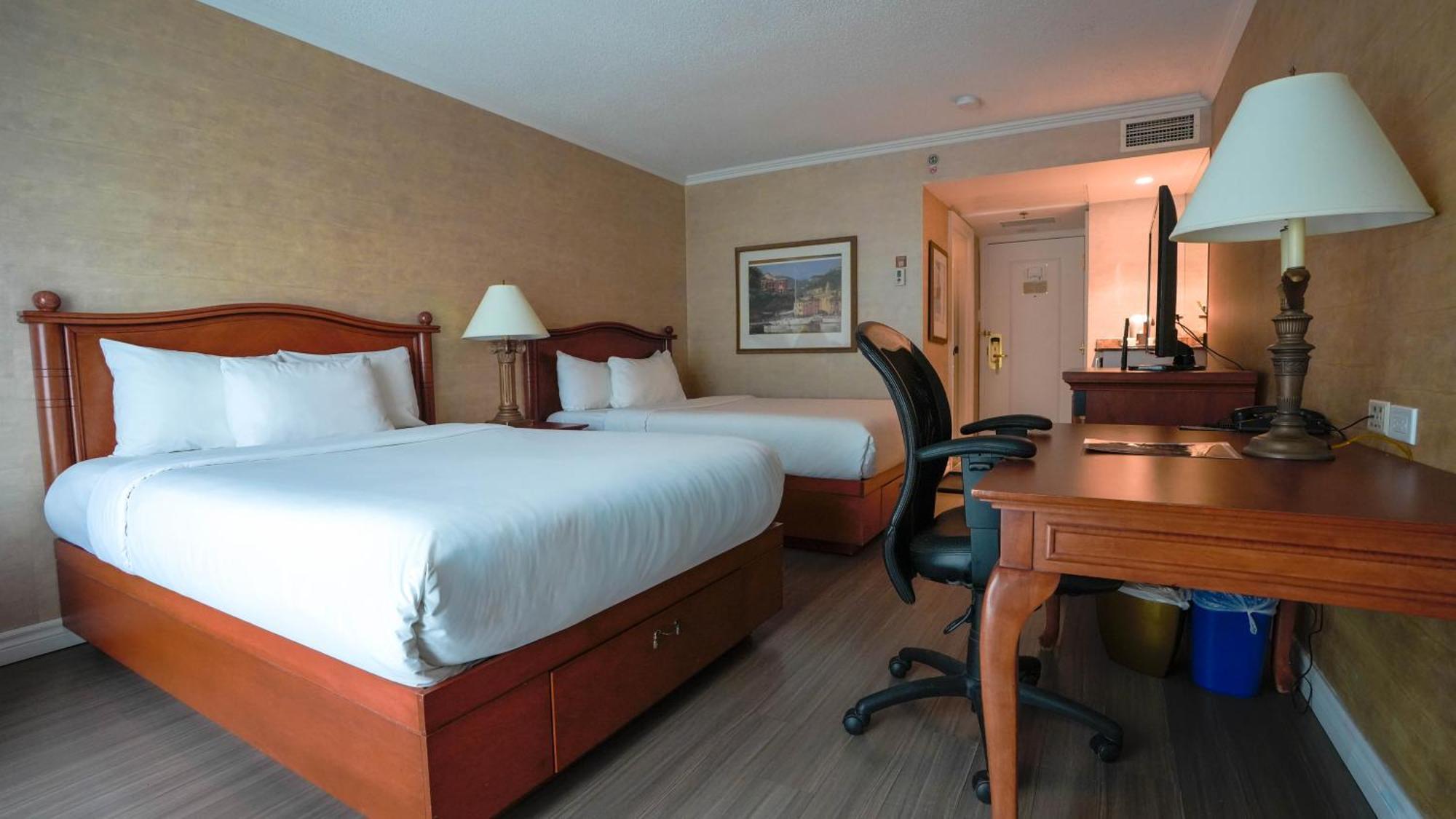 Classic Room, 2 Double Beds
