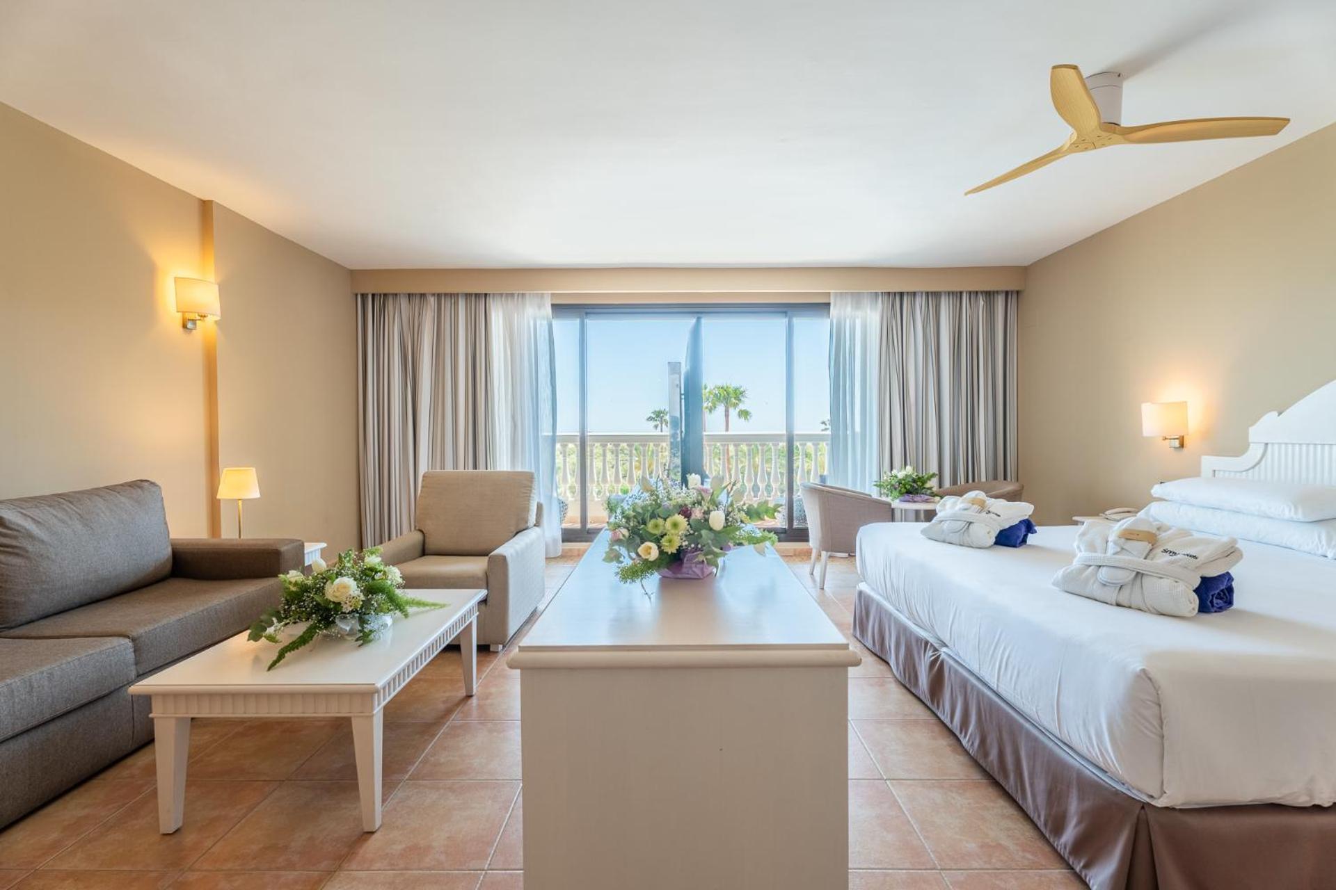 Deluxe Double Room with Sea View