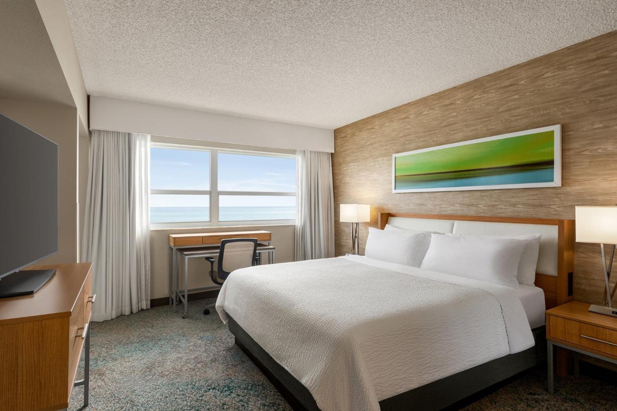 Standard King Room Ocean View