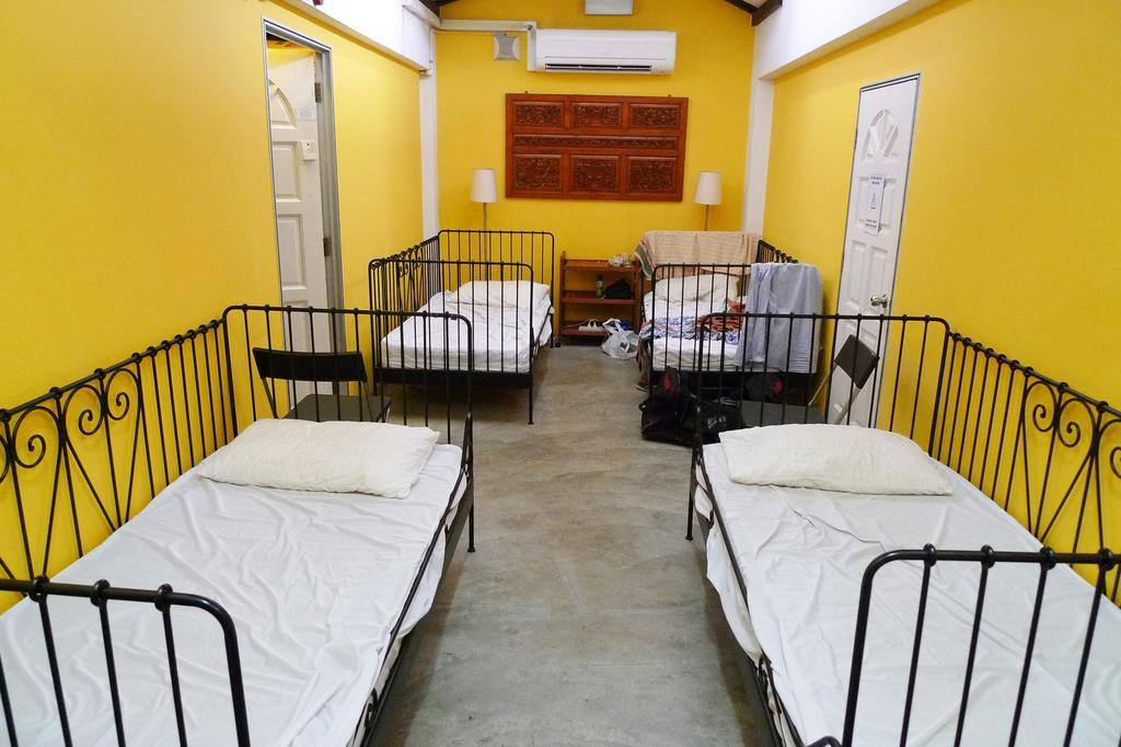 Single Bed in 6-Bed Mixed Dormitory Room