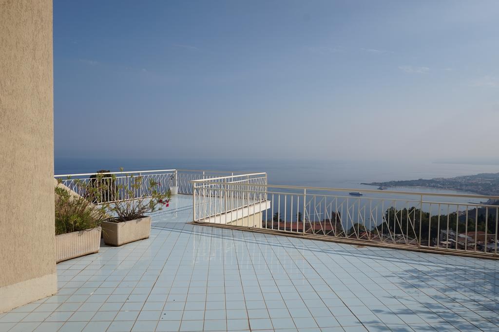 Double or Twin Room Balcony Sea View,414625668:JPEG