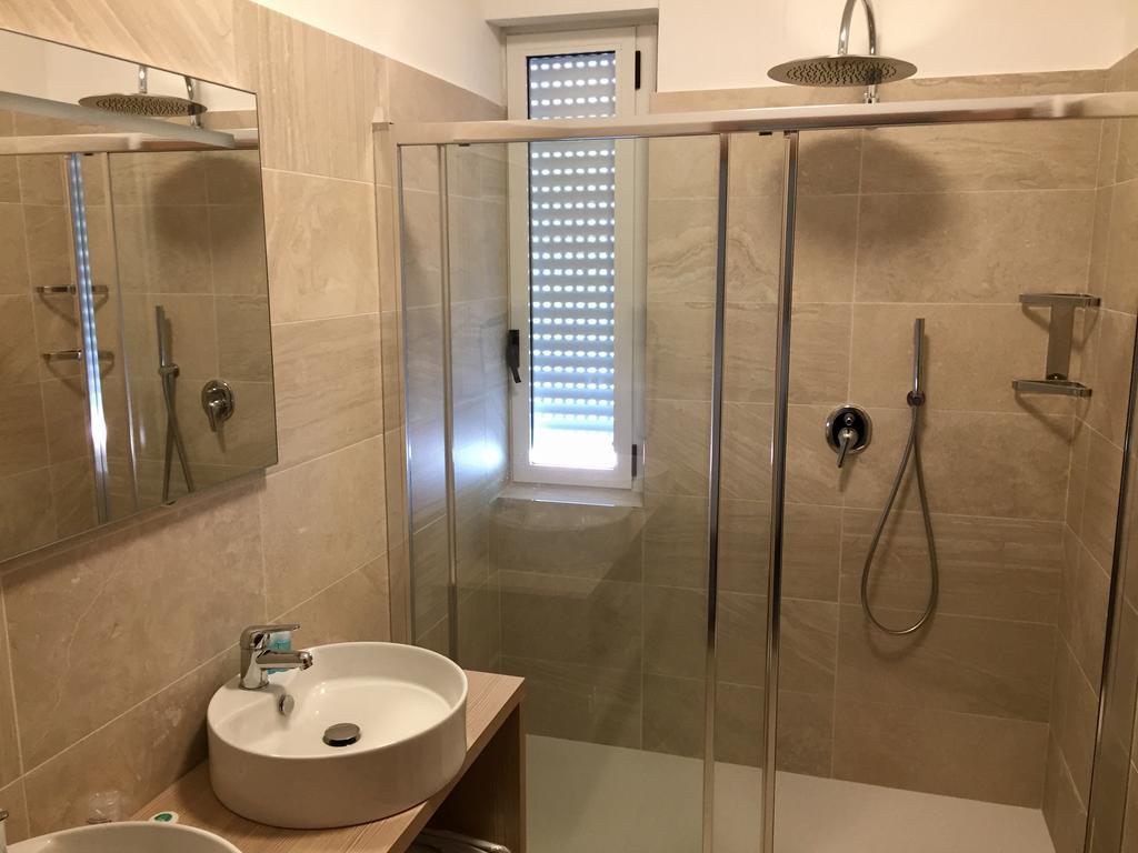 Suite met Balkon en Uitzicht op het Meer