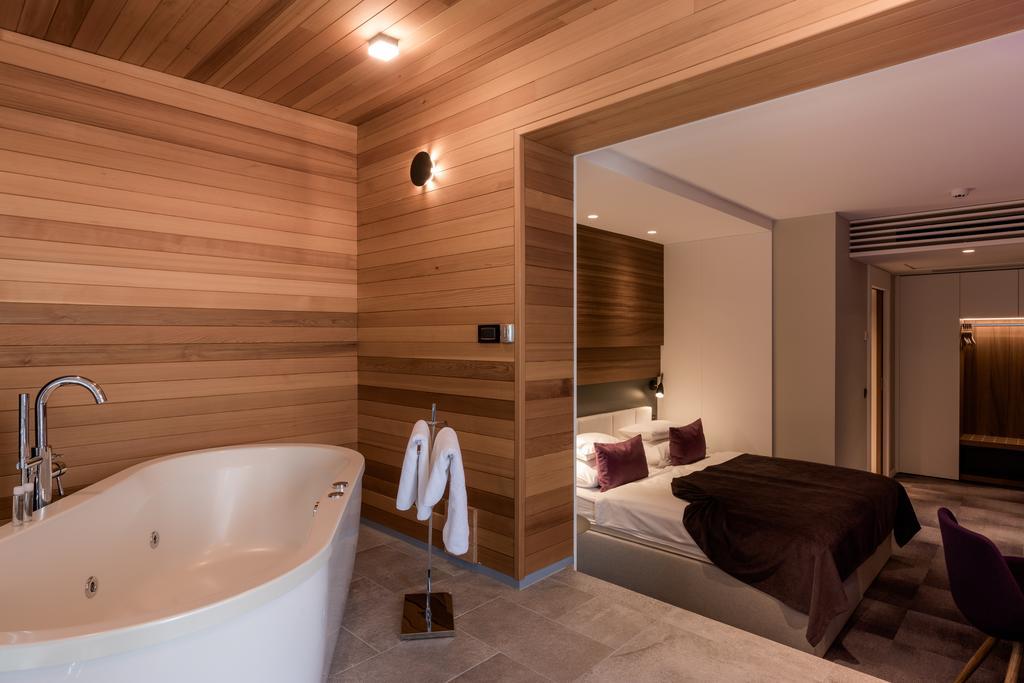 Deluxe Tweepersoonskamer met Balkon