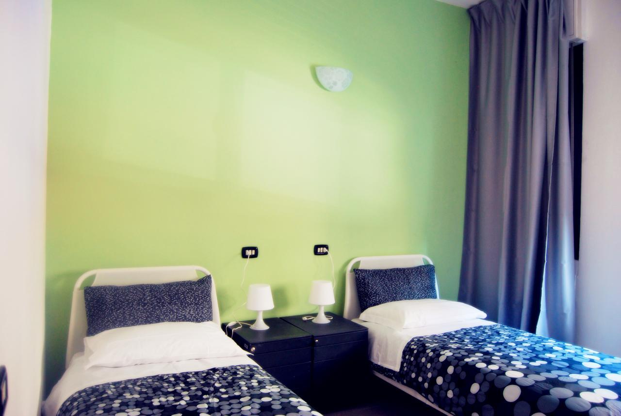 Cama em Dormitório Feminino com 4 Camas