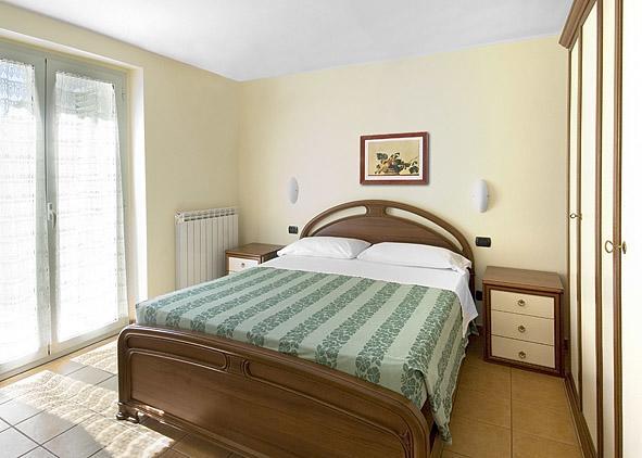Appartamento con 2 Camere da Letto e Vista Mare