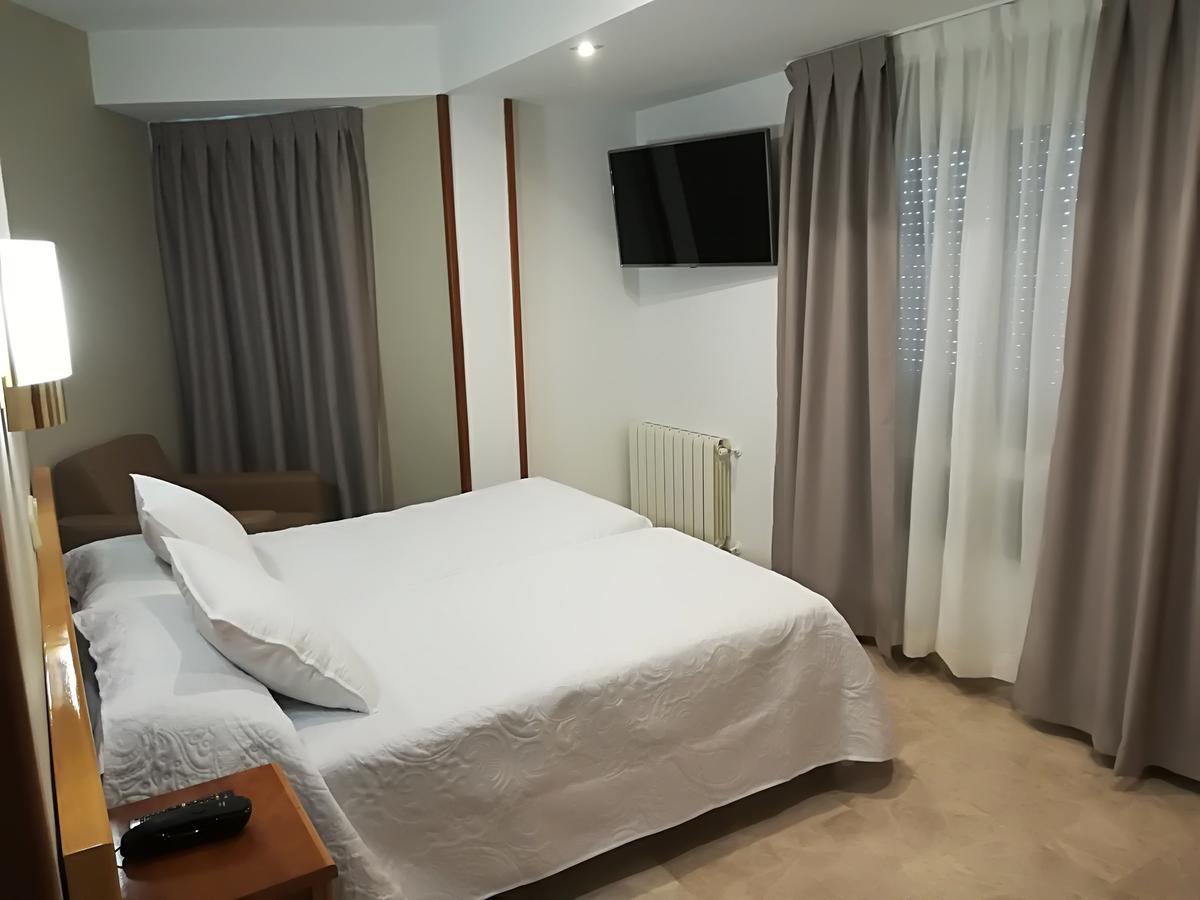 Twin Room,632473452:JPEG