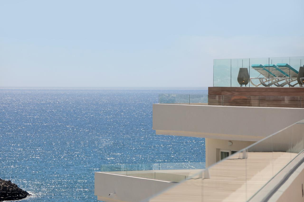 Chambre Double Star Prestige avec Accès au Salon Exécutif - Vue Latérale sur Mer