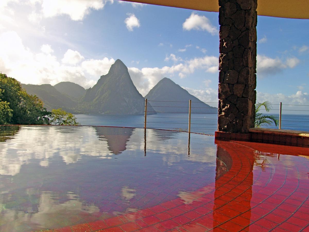 Santuario Sun con piscina infinita