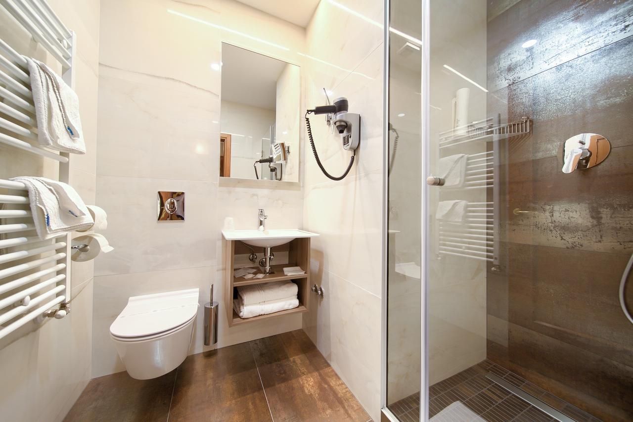 Camera Matrimoniale Lato Parco