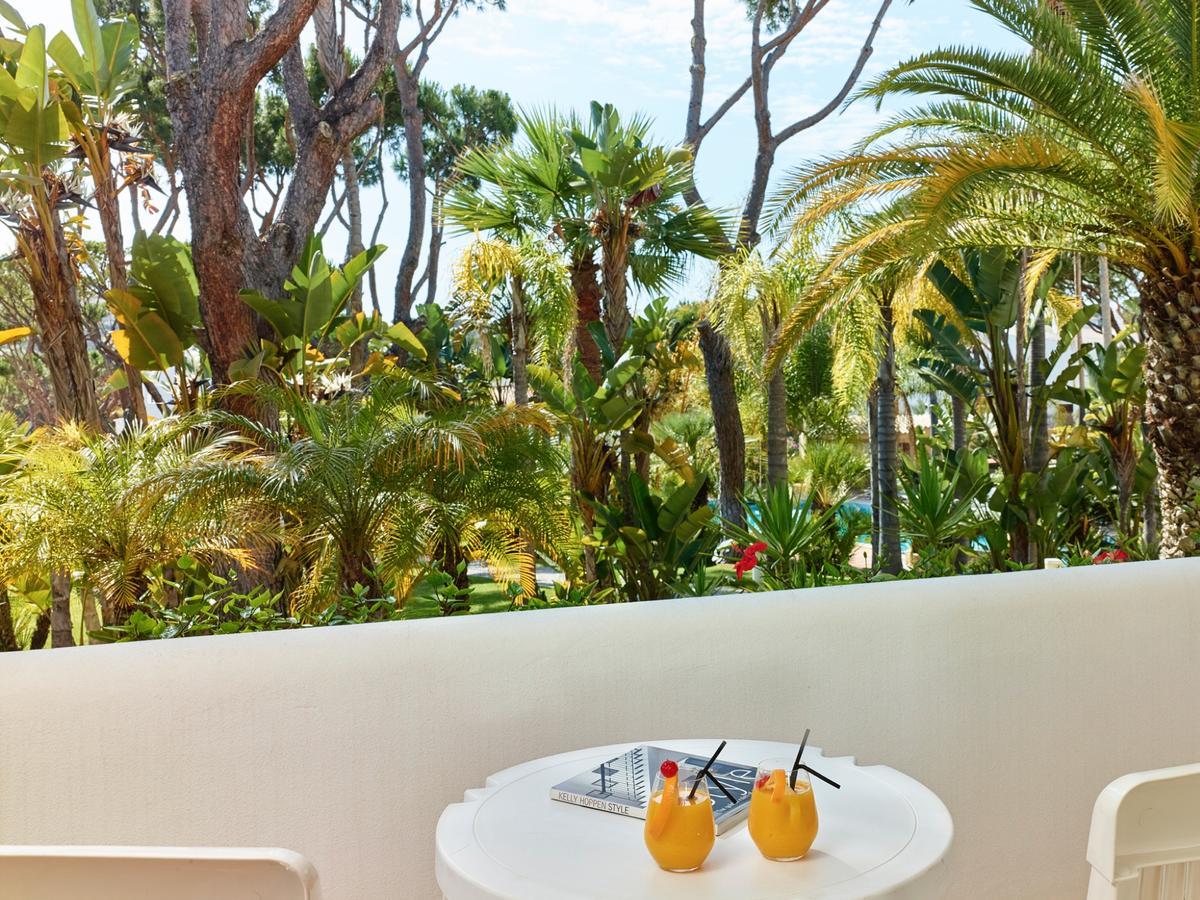 Double or Twin Room Pool View
