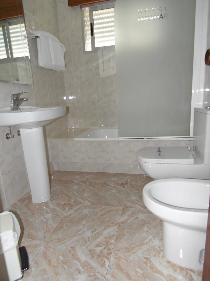 Habitación Triple con balcón