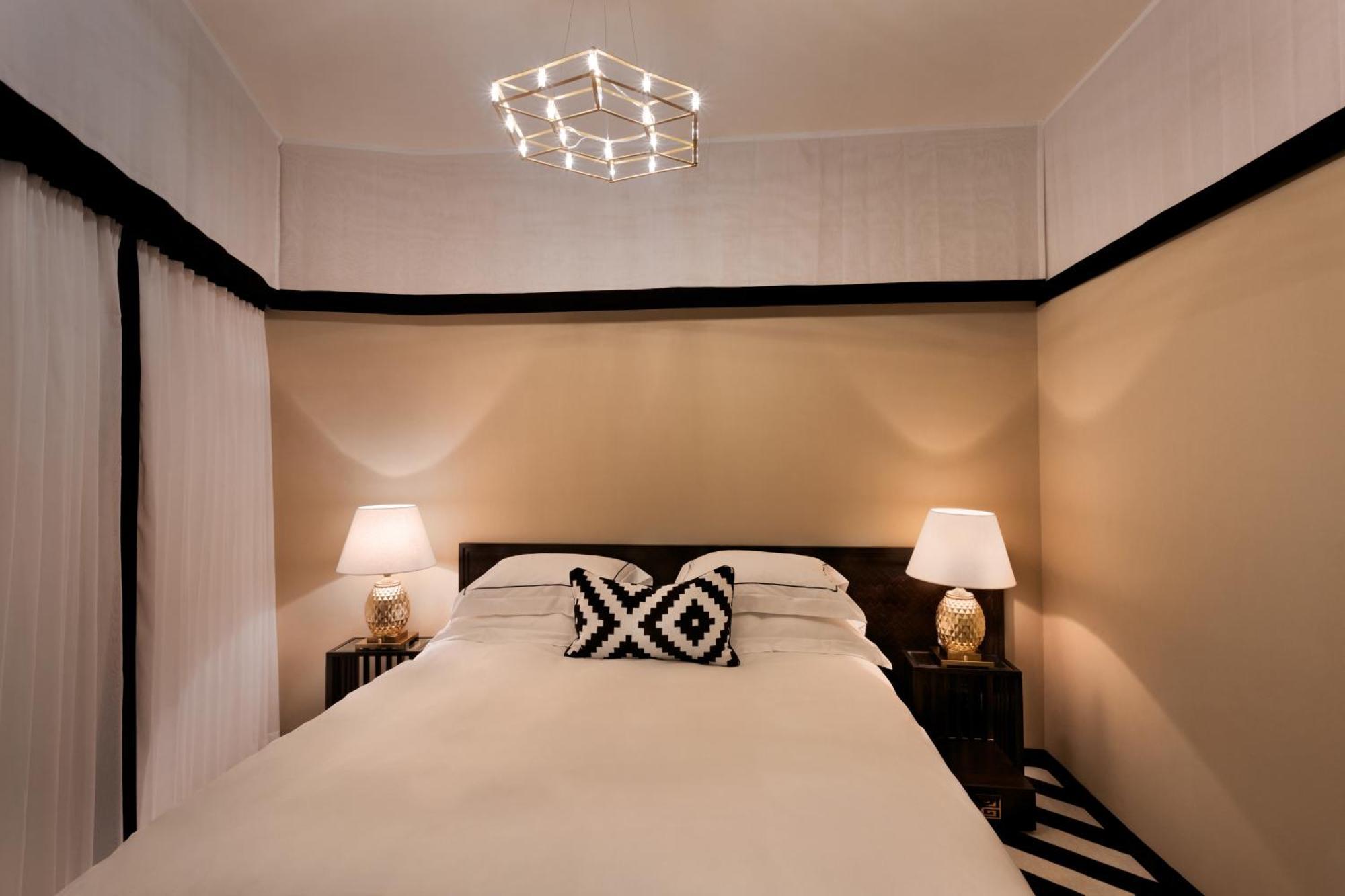 Standard One-Bedroom Suite,678433176:JPEG