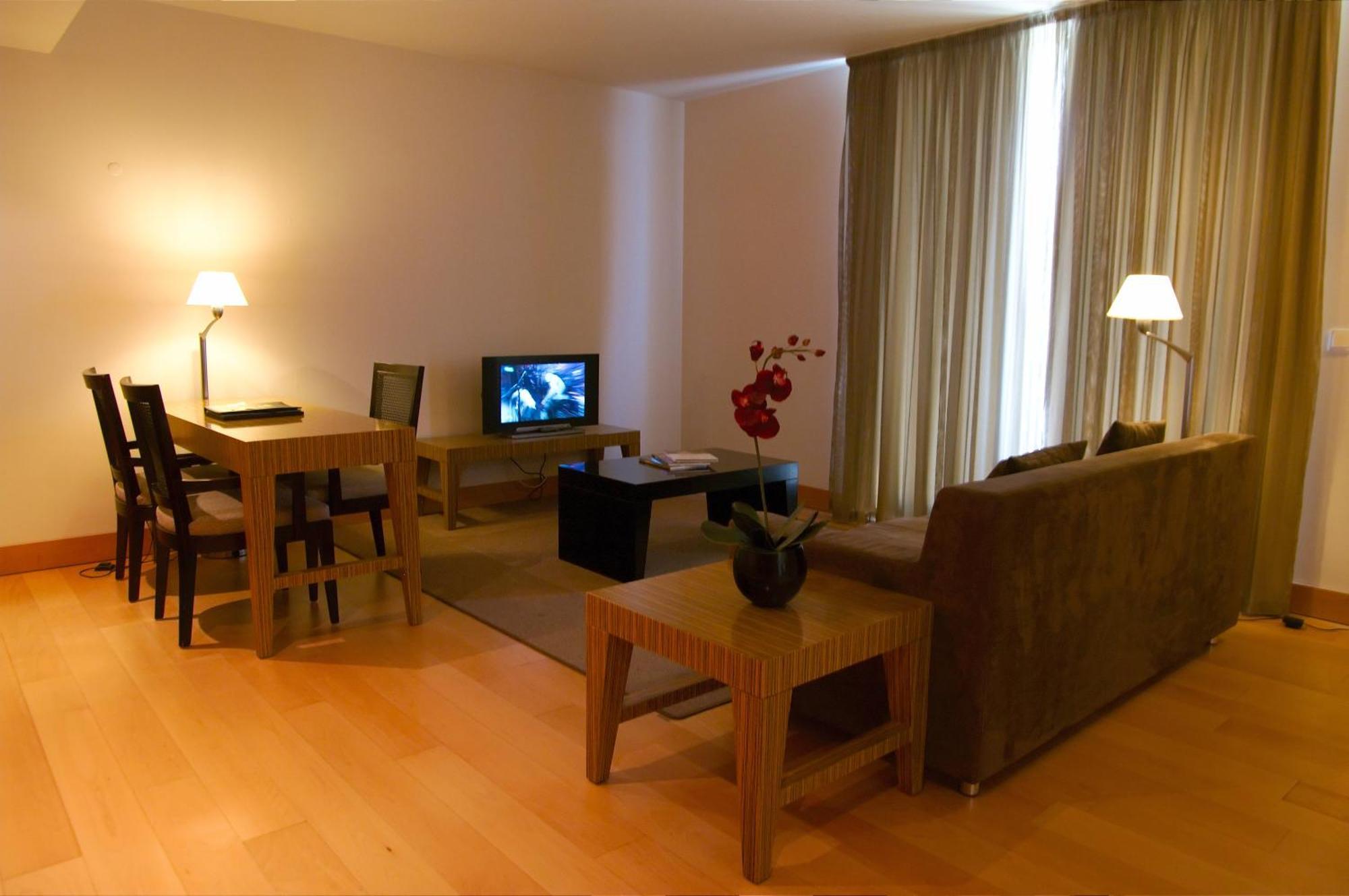 Appartement Premium - Vue Latérale sur Mer