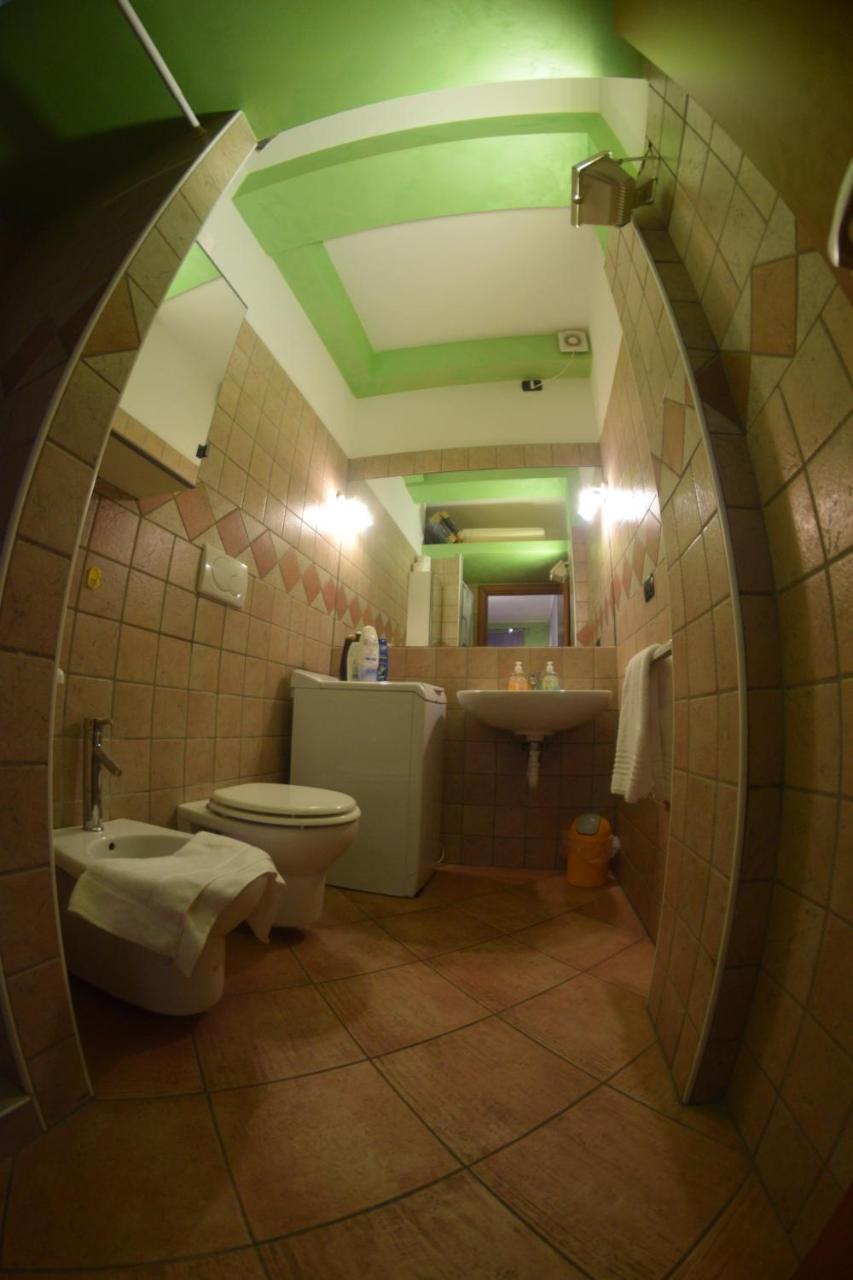 One-Bedroom Apartment - Separate Building,759064540:JPEG