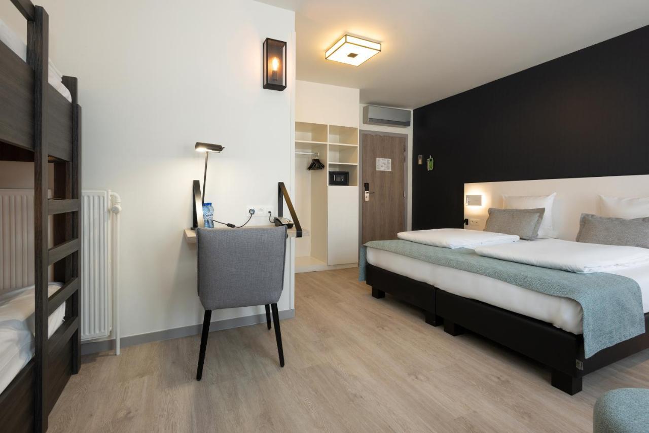 Family Room,769504465:JPEG