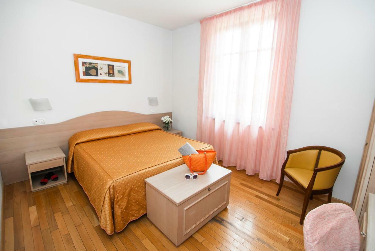 Double Room Street View