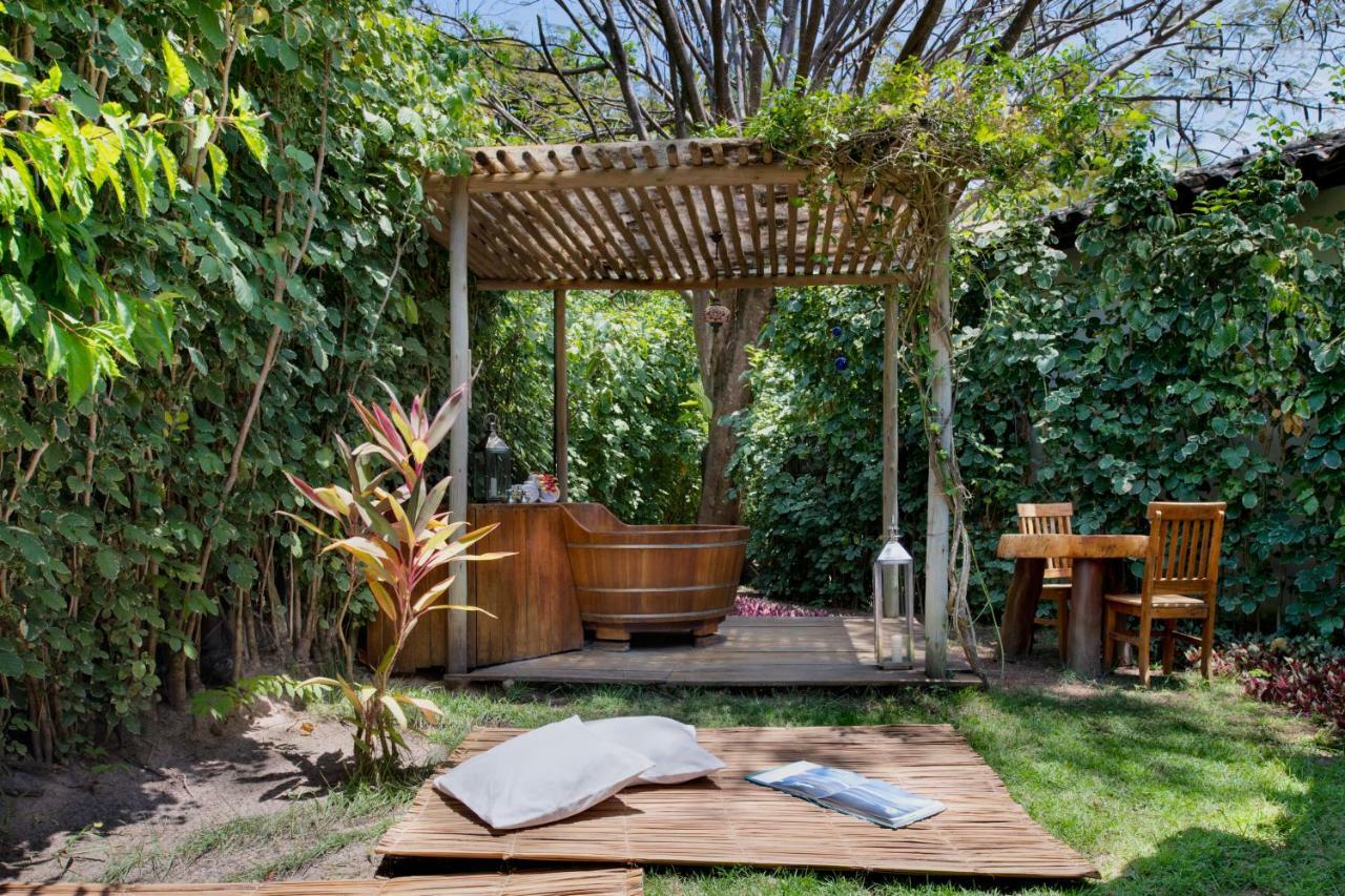 Bungalow with Garden View and Bath Tub,809988066:JPEG