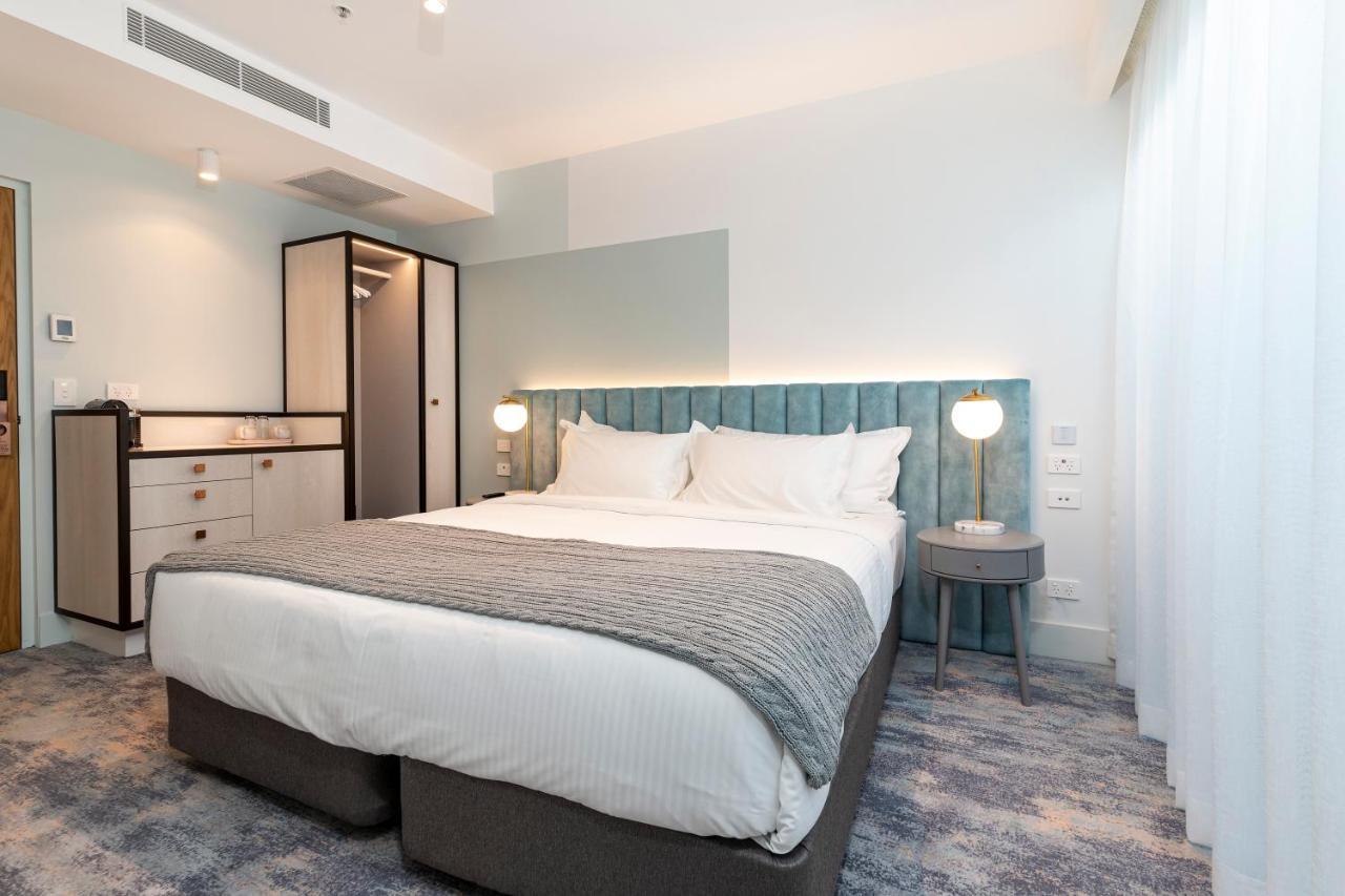 Standard King or Twin Room