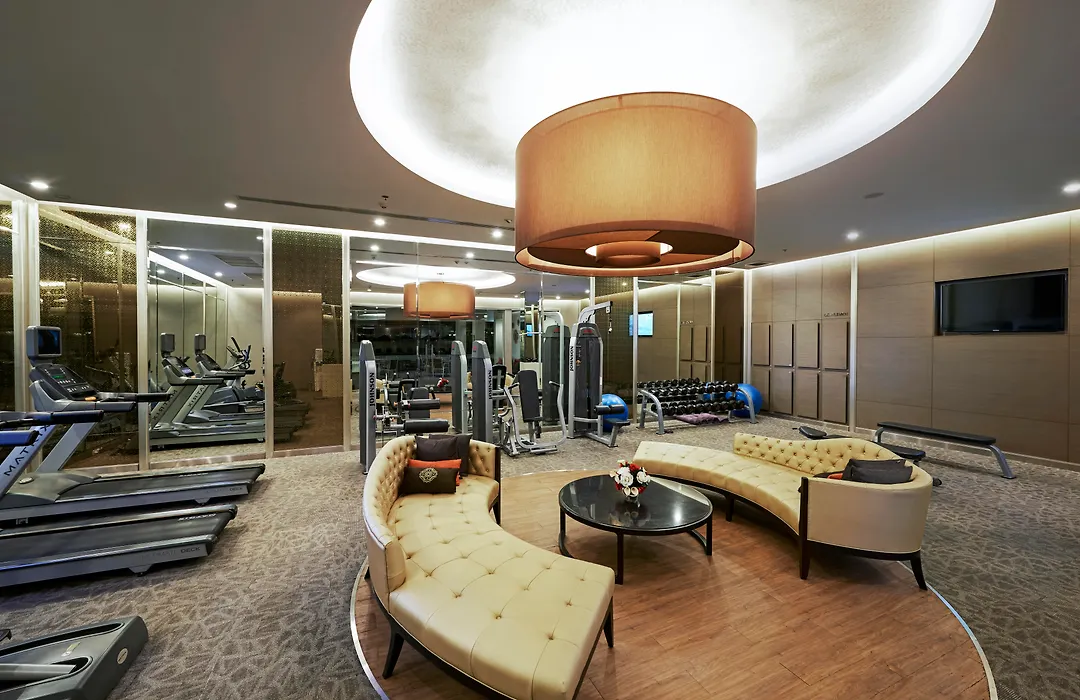 Mandarin Hotel Managed By Centre Point-1