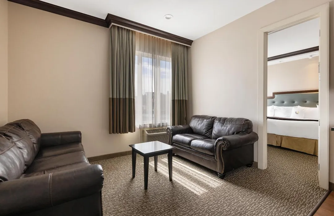 Aura Hotel Brooklyn-1