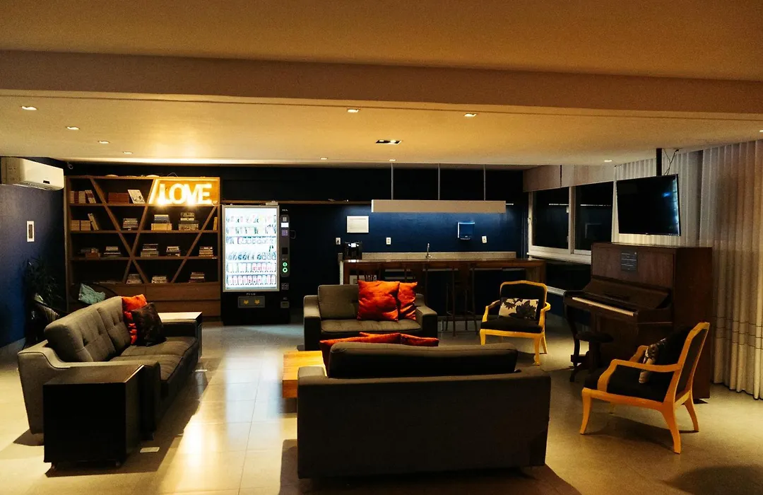 Cris Hotel-1